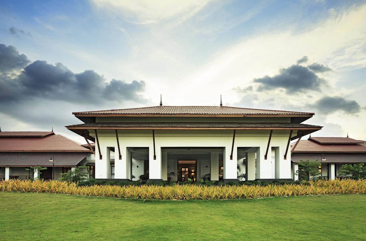 Naypyidaw The Lake Garden Hotel Nay Pyi Taw - Mgallery Collection מראה חיצוני תמונה